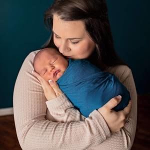 Meet your Posher, Angelia